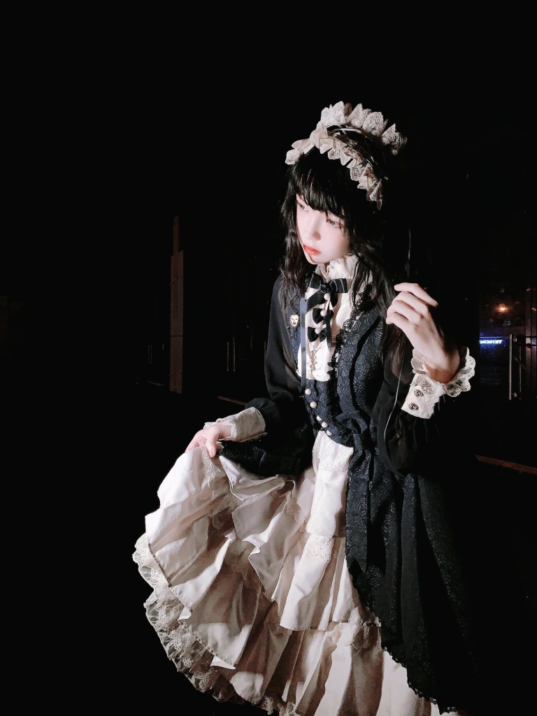 《Doll》｜桜桃喵 · 18张写真