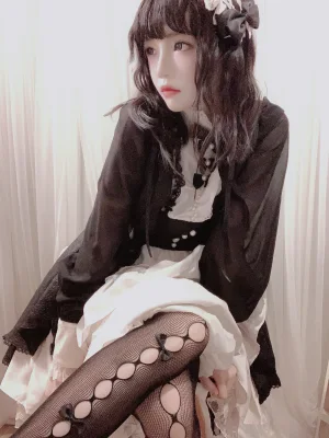 《Doll》｜桜桃喵 · 18张写真