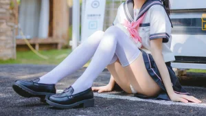 《草莓雪糕》｜桜桃喵 · 73张写真