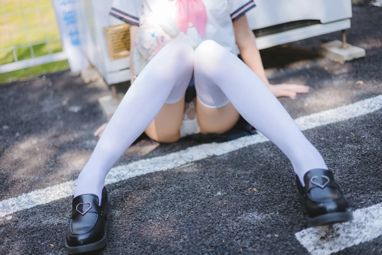 《草莓雪糕》｜桜桃喵 · 73张写真