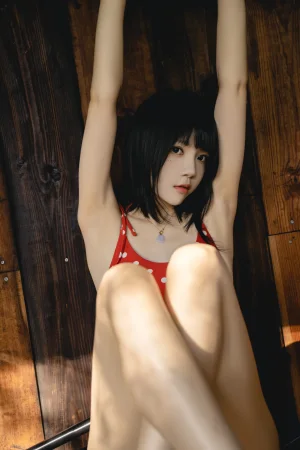 《果夏 红波点》｜桜桃喵 · 45张写真