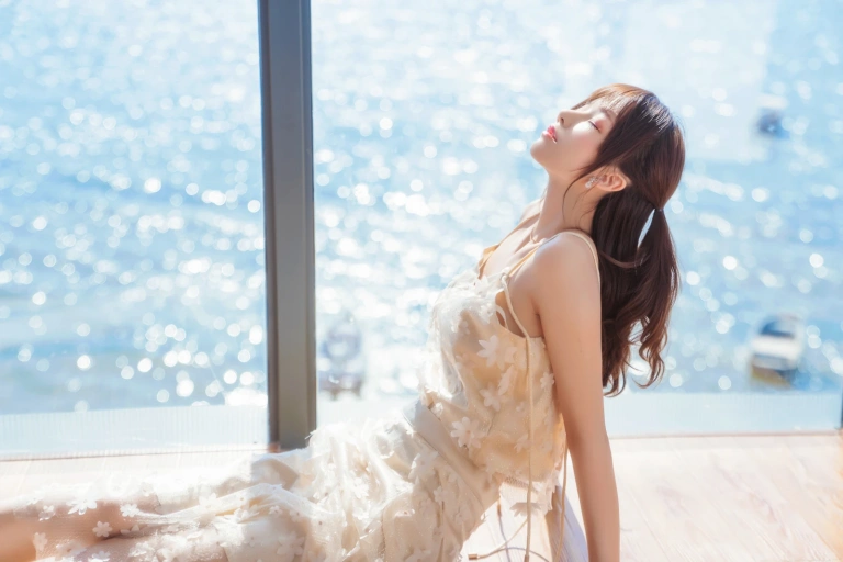 《果夏 粼光》｜桜桃喵 · 25张写真