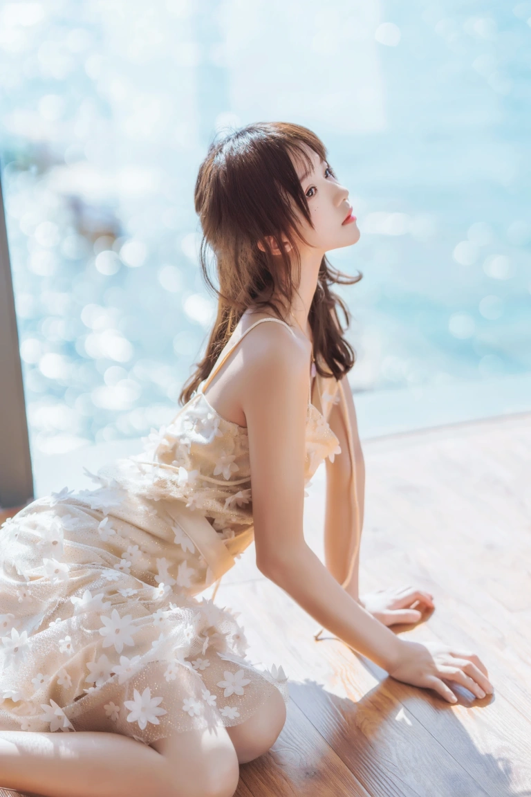 《果夏 粼光》｜桜桃喵 · 25张写真