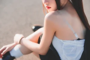 《果夏 遥》｜桜桃喵 · 20张写真