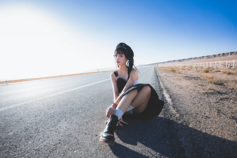 《果夏 遥》｜桜桃喵 · 20张写真