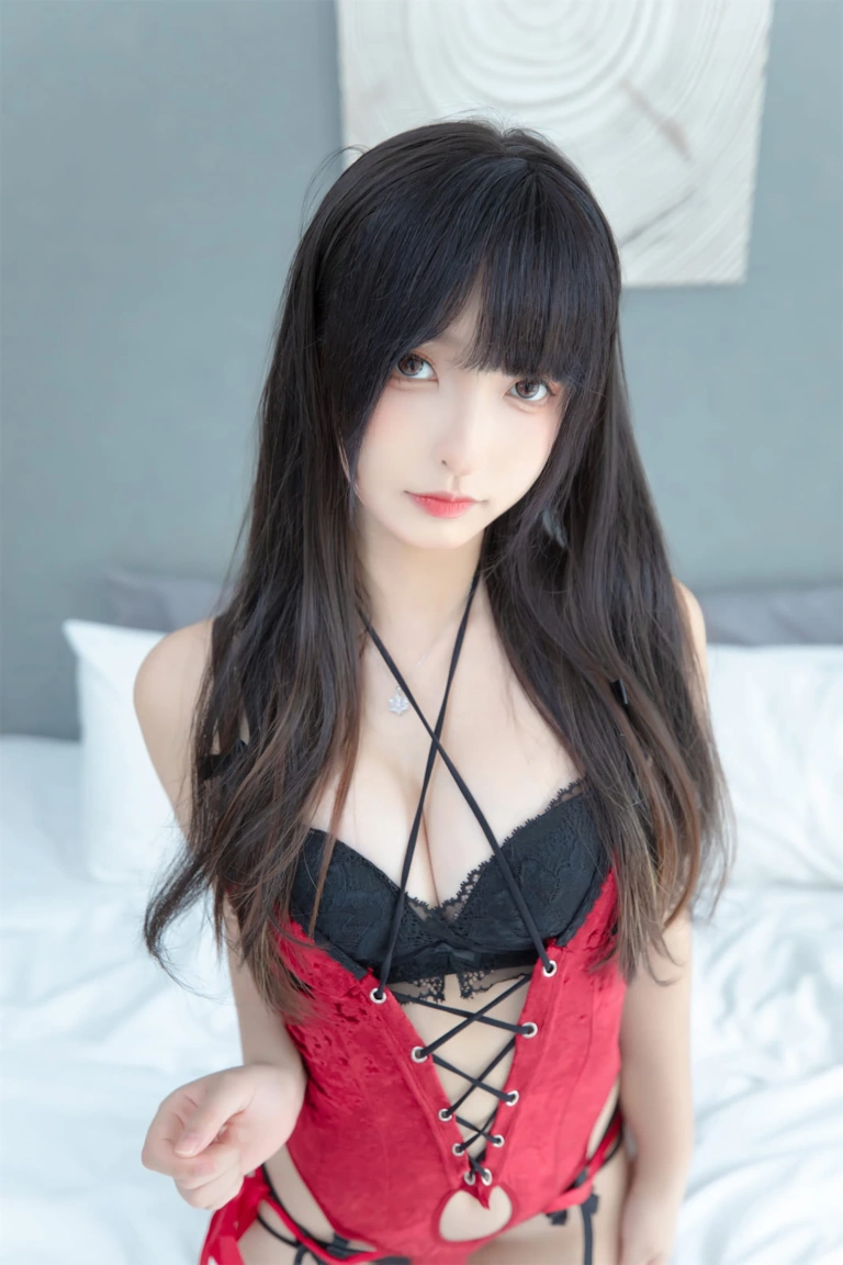 《第四季 序号42：《红丝绒》》｜神楽坂真冬 · 75张写真