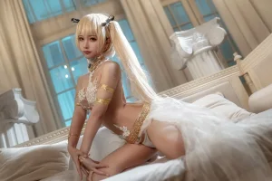 《沫沫真爱版 玛丽罗斯礼服》｜蠢沫沫 · 40张写真