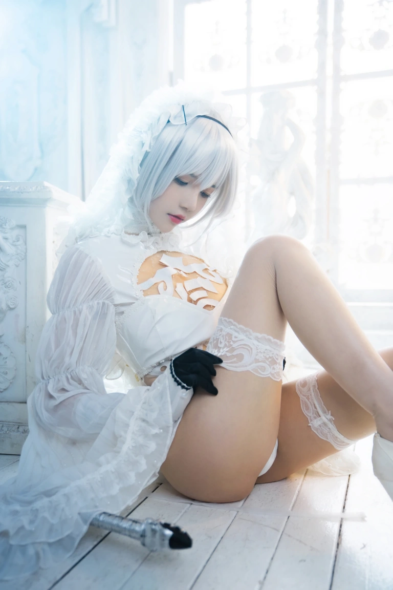 《2b花嫁》｜桜桃喵 · 69张写真