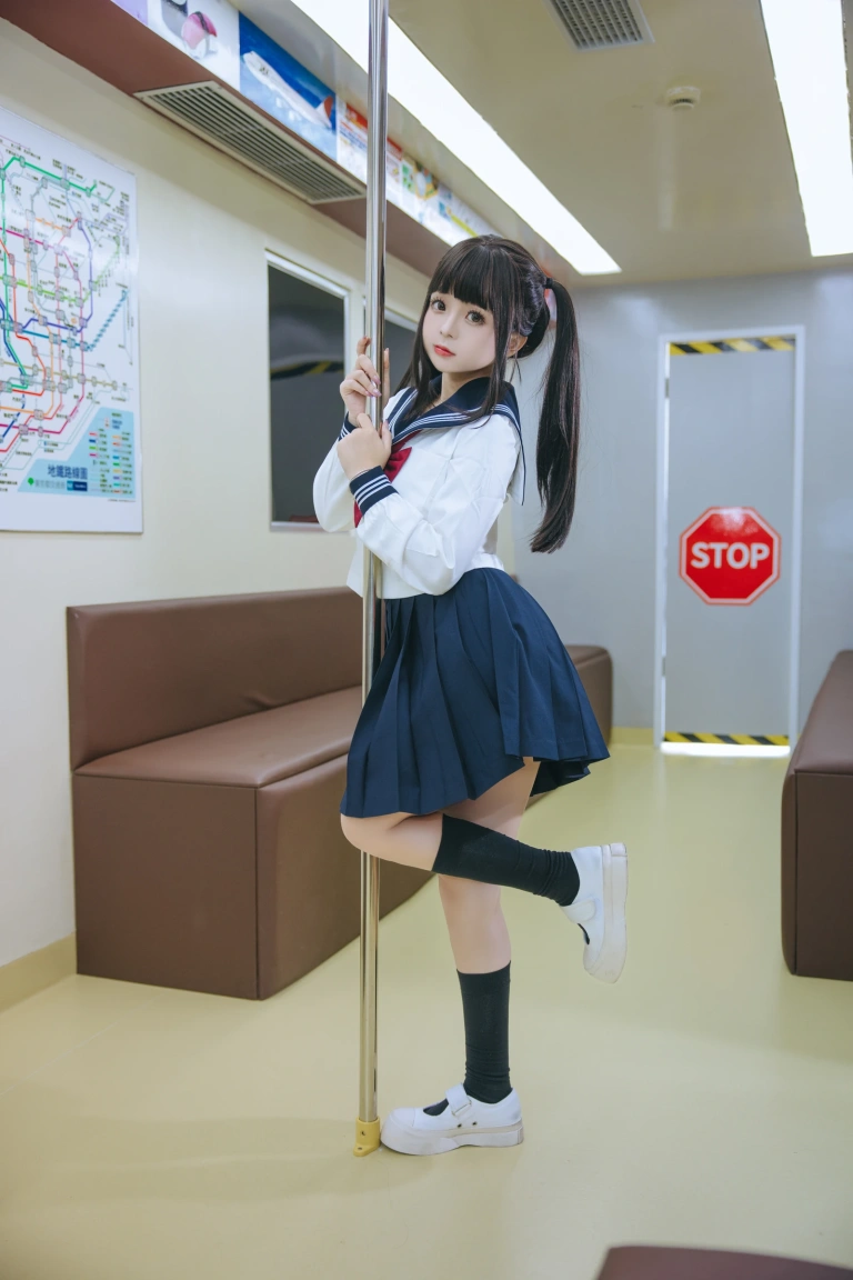 《列车JK》｜日奈娇(椎名莜) · 140张写真