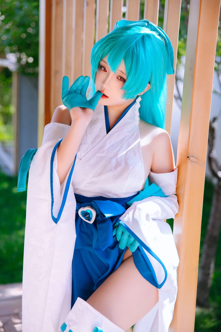 《水神小夜》｜日奈娇(椎名莜) · 85张写真