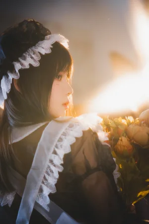 《2023年12月 透明女仆》｜桜桃喵 · 46张写真、2 个视频