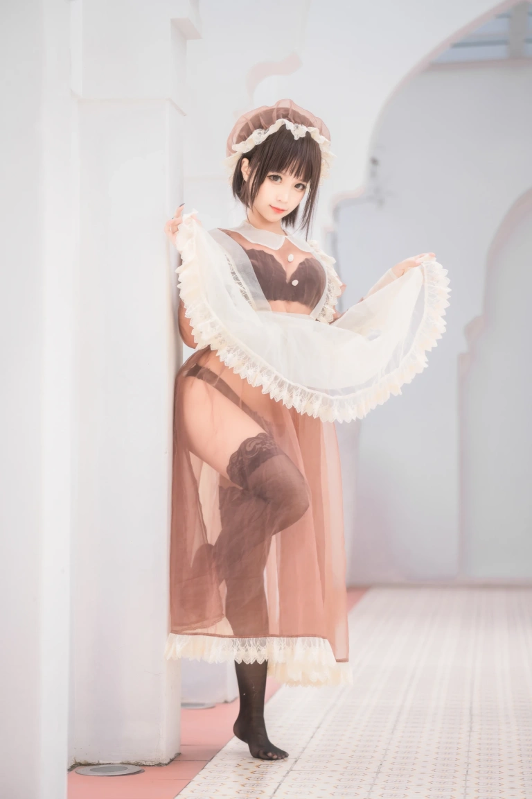《沫沫真爱版 纱-室外女仆》｜蠢沫沫 · 40张写真