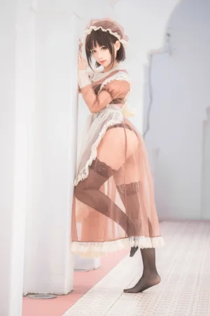 《沫沫真爱版 纱-室外女仆》｜蠢沫沫 · 40张写真