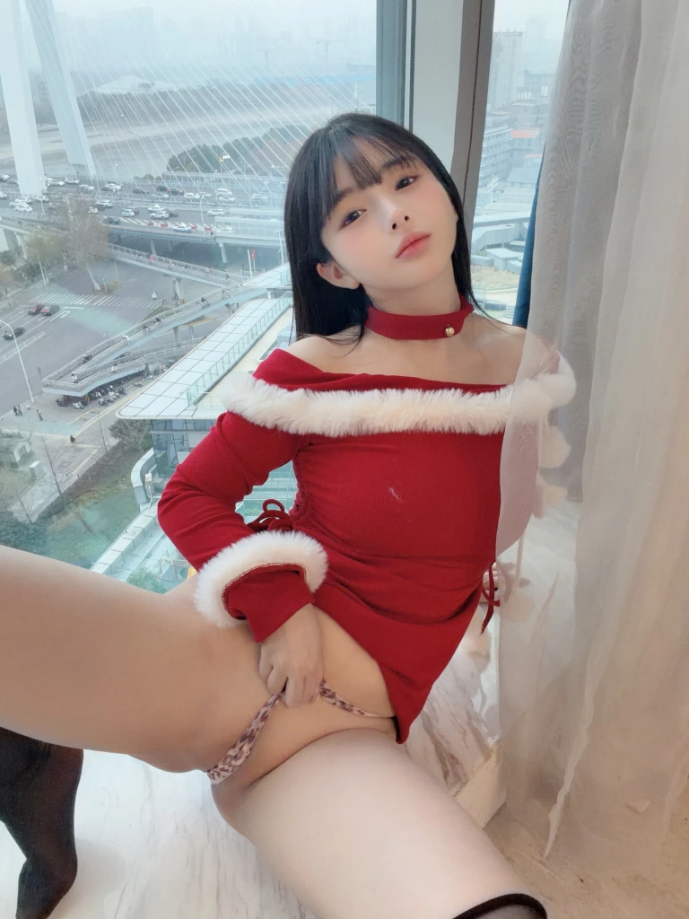 《跨年礼物》｜桜井宁宁 · 101张写真、2 个视频