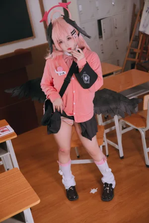 《下江小春jk》｜日奈娇(椎名莜) · 136张写真