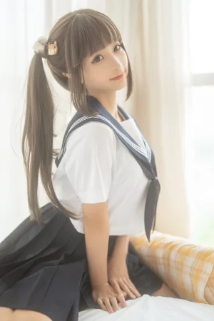 《被窝JK》｜蠢沫沫 · 15张写真、1 个视频