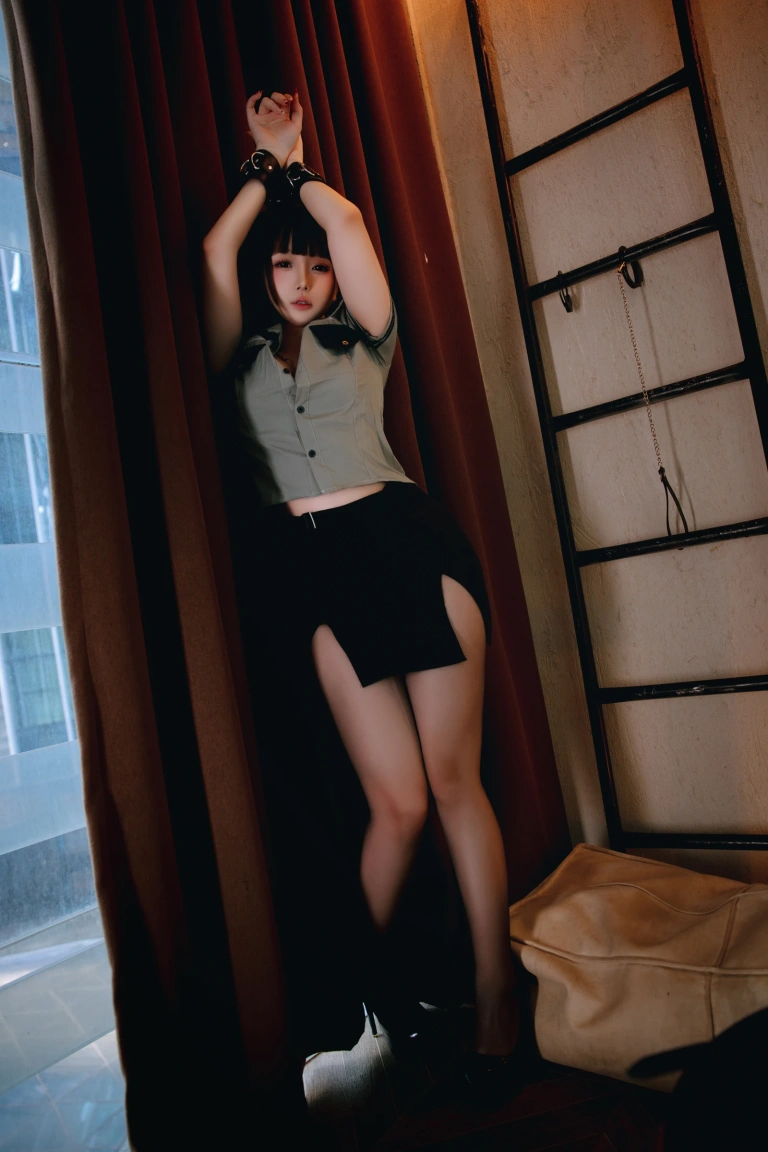 《教官》｜日奈娇(椎名莜) · 210张写真、8 个视频