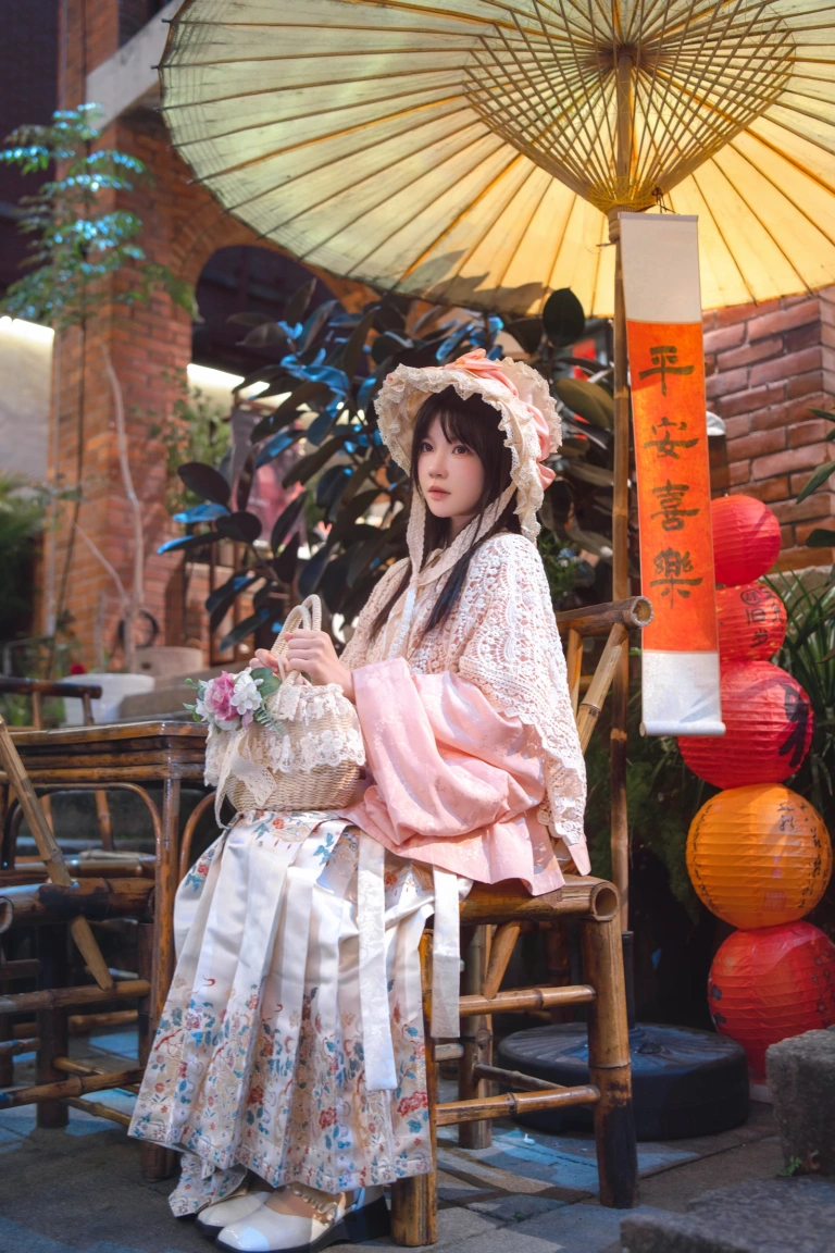 《龙年大吉》｜桜桃喵 · 11张写真