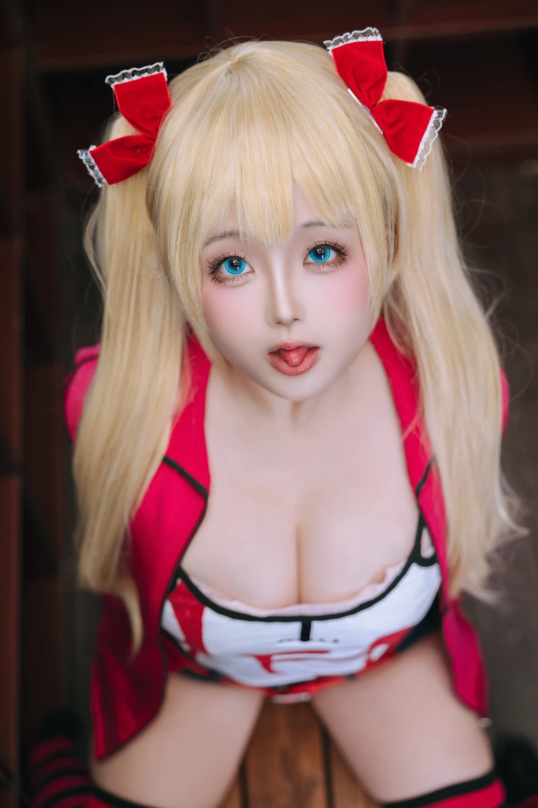 《秋月爱莉》｜日奈娇(椎名莜) · 220张写真、10 个视频