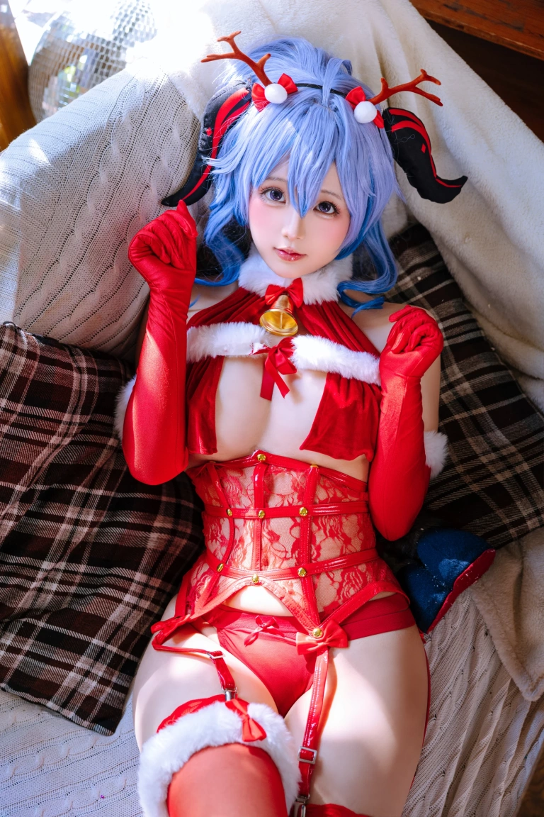 《甘雨圣诞》｜日奈娇(椎名莜) · 34张写真