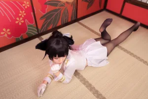 《指挥官很忙》｜神楽坂真冬 · 131张写真、1 个视频