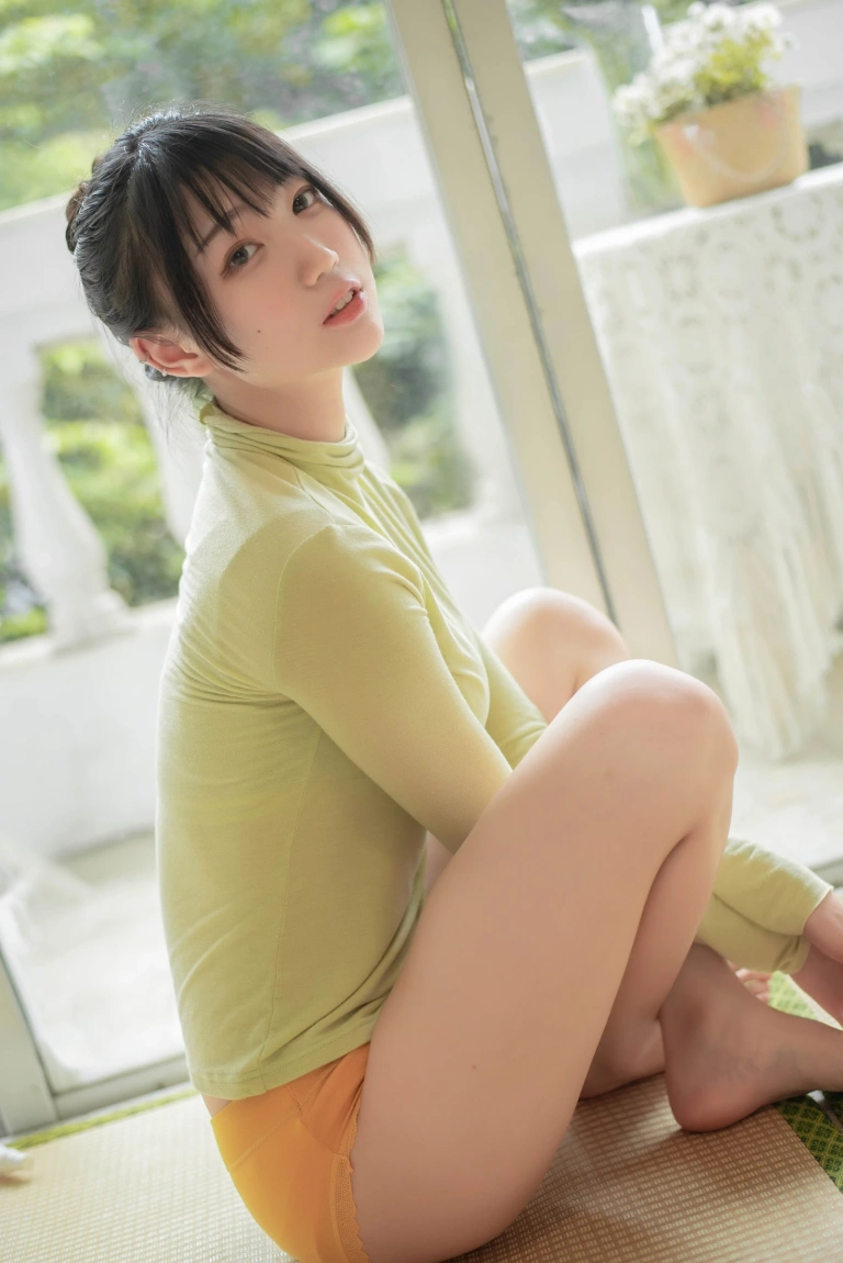 《小清新居家服》｜周叽是可爱兔兔 · 16张写真