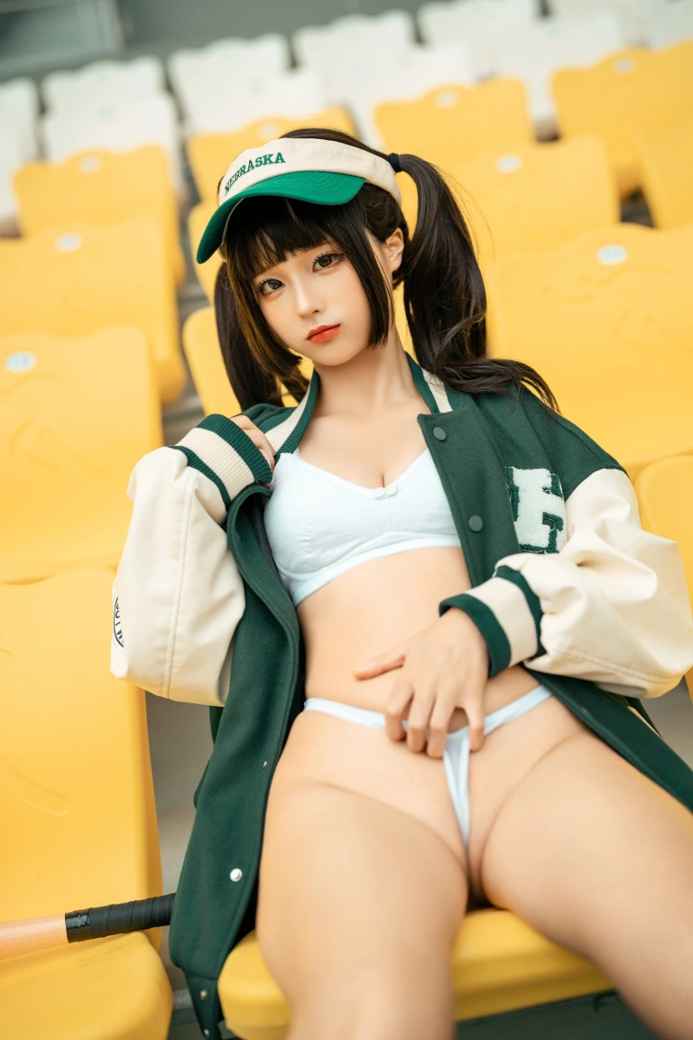 《棒球女孩》｜蠢沫沫 · 102张写真