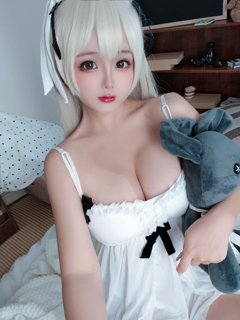 《穹妹自拍》｜日奈娇(椎名莜) · 20张写真