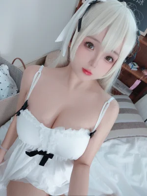 《穹妹自拍》｜日奈娇(椎名莜) · 20张写真