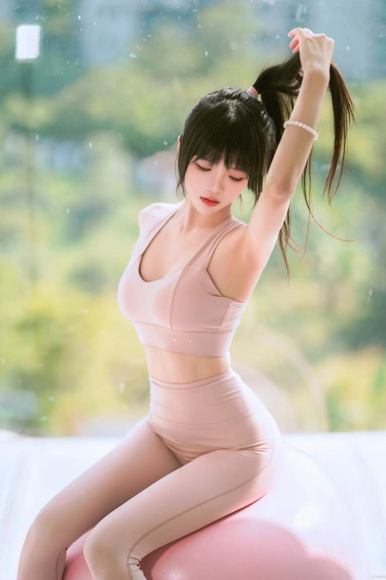 《瑜伽服》｜桜桃喵 · 45张写真