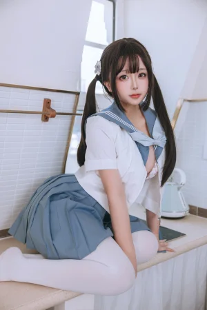 《JK学妹》｜日奈娇(椎名莜) · 201张写真、11 个视频