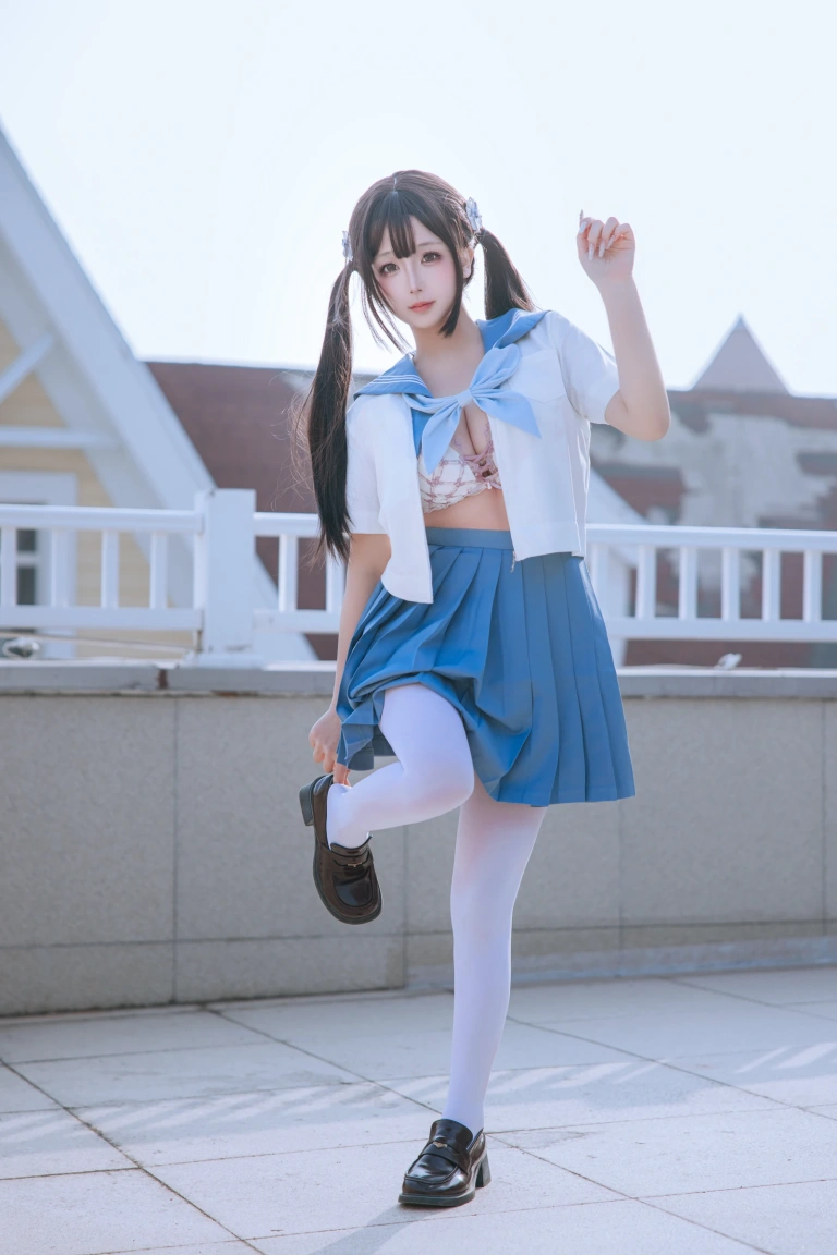 《JK学妹》｜日奈娇(椎名莜) · 201张写真、11 个视频
