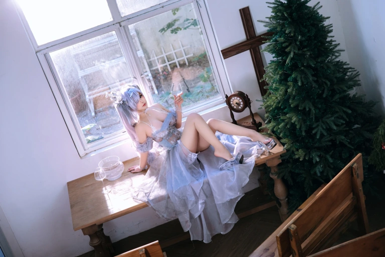 《灰姑娘》｜日奈娇(椎名莜) · 42张写真