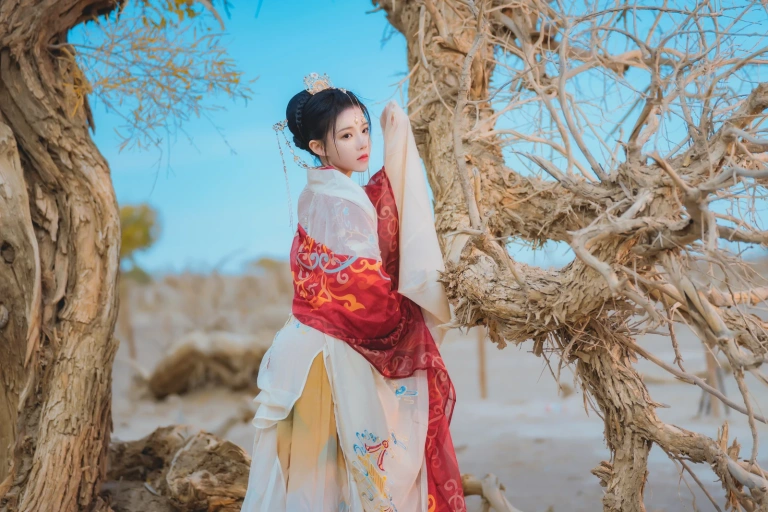 《惊鸿》｜桜桃喵 · 15张写真