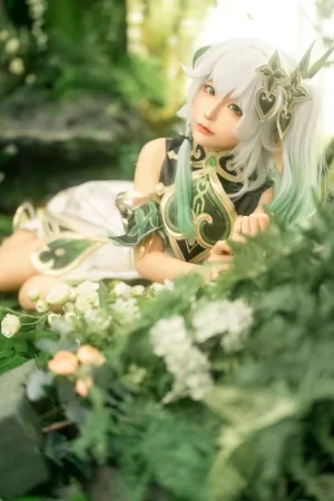 《大慈树王》｜蠢沫沫 · 25张写真