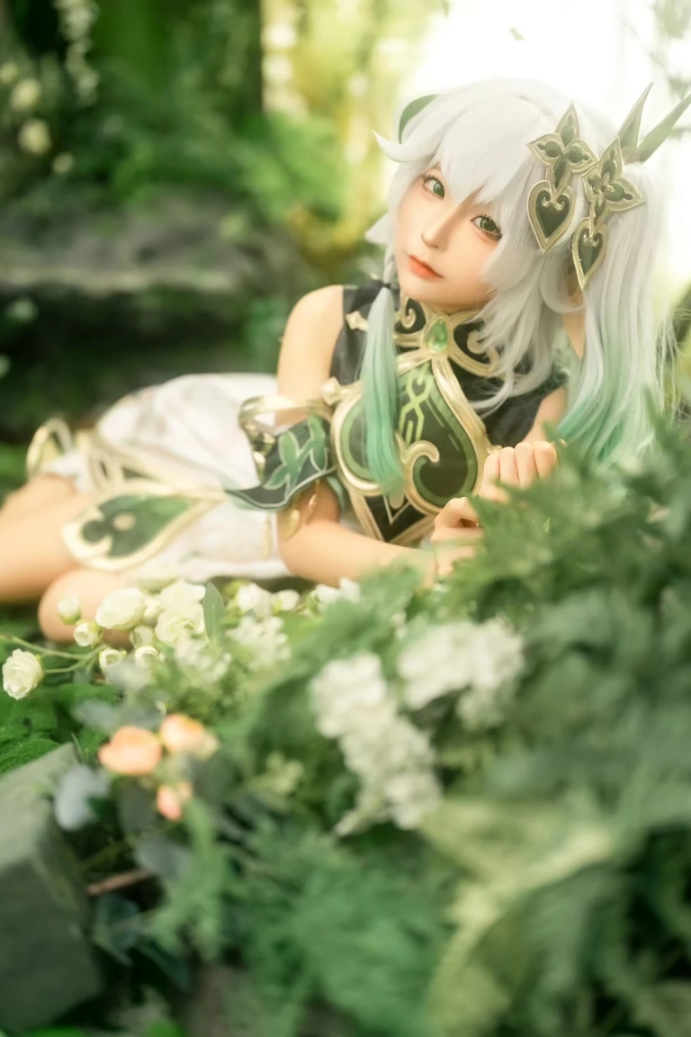 《大慈树王》｜蠢沫沫 · 25张写真