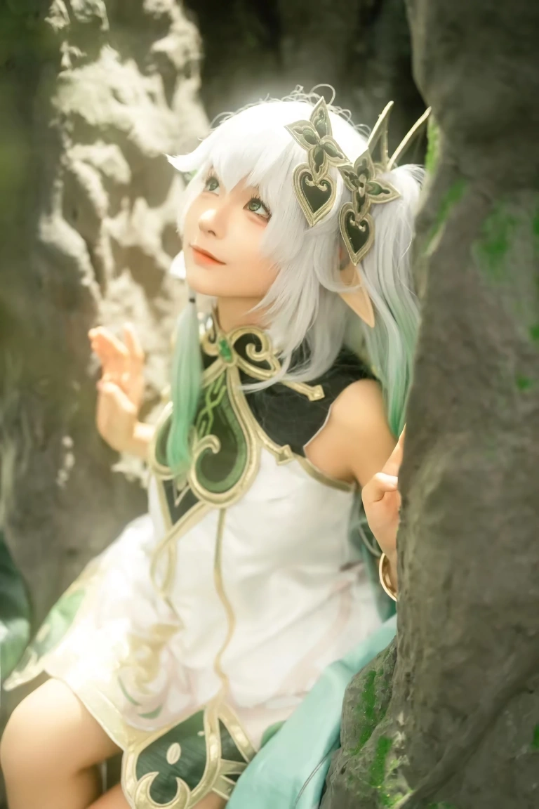 《大慈树王》｜蠢沫沫 · 25张写真