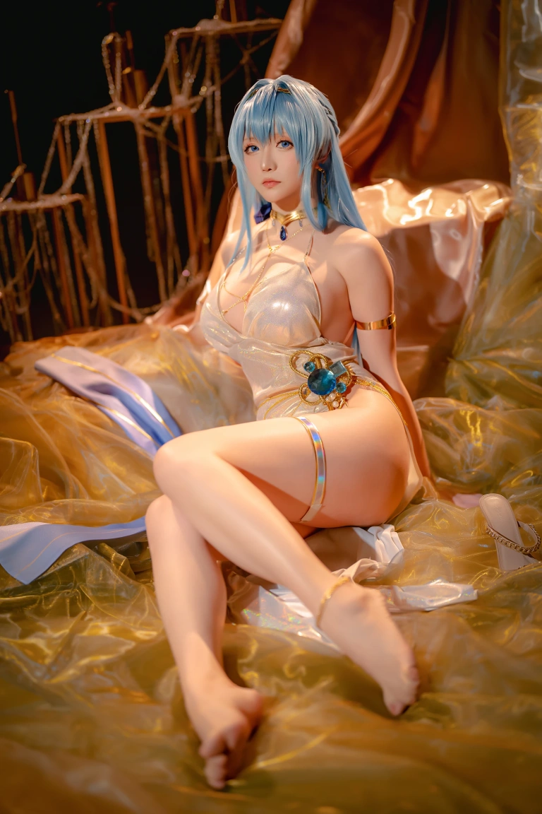 《2023年4月计划C Nikke 胜利女神 海伦》｜星之迟迟 · 77张写真、1 个视频
