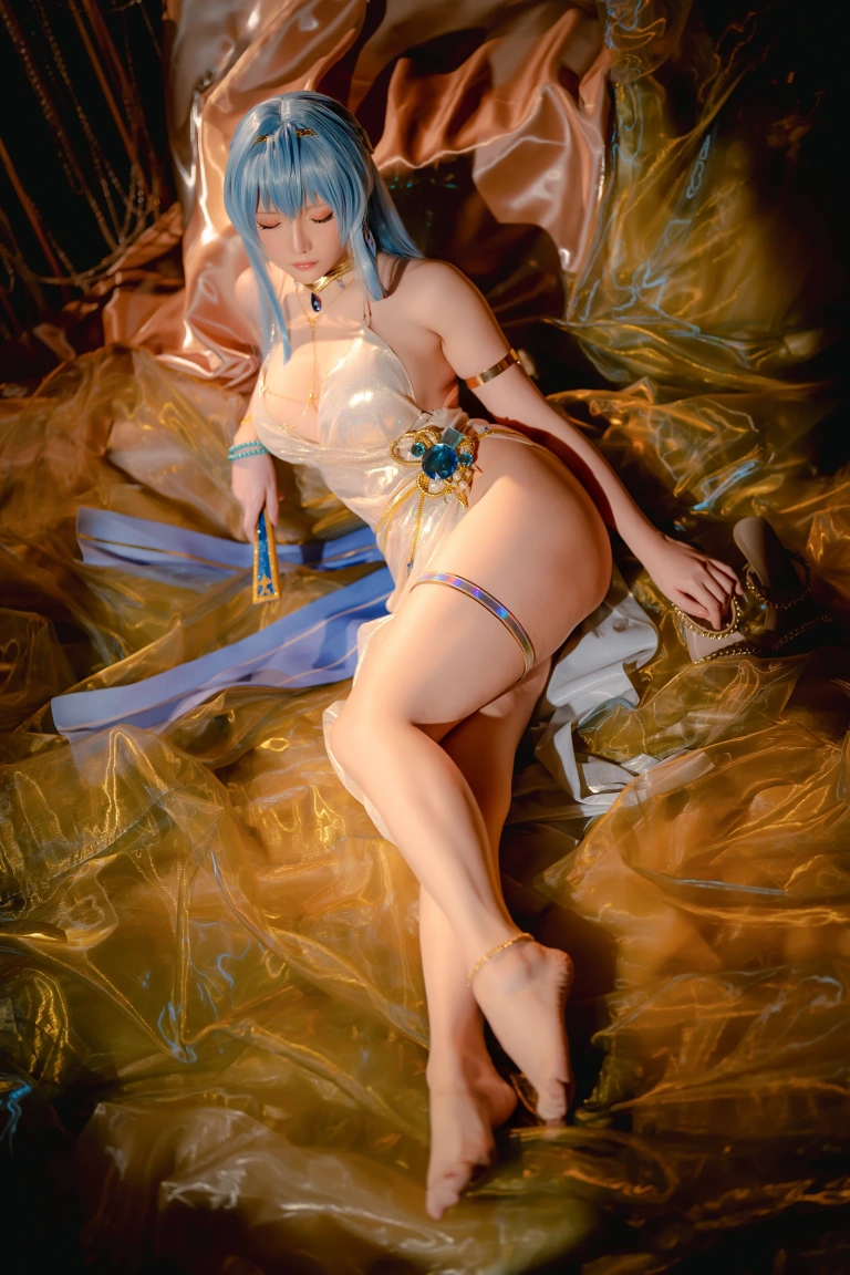 《2023年4月计划C Nikke 胜利女神 海伦》｜星之迟迟 · 77张写真、1 个视频