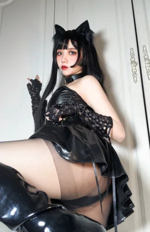 《黑猫》｜果咩酱 · 20张写真