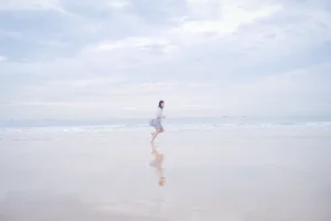 《海边jk》｜周叽是可爱兔兔 · 35张写真