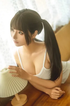 《假日》｜蠢沫沫 · 28张写真