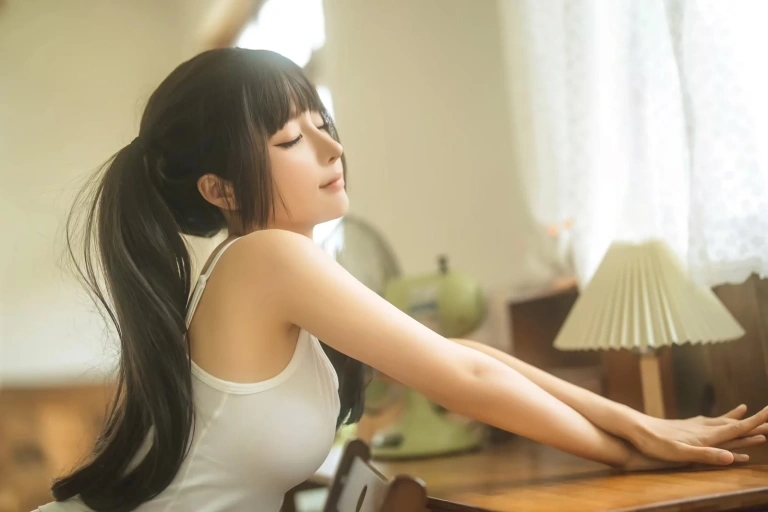 《假日》｜蠢沫沫 · 28张写真
