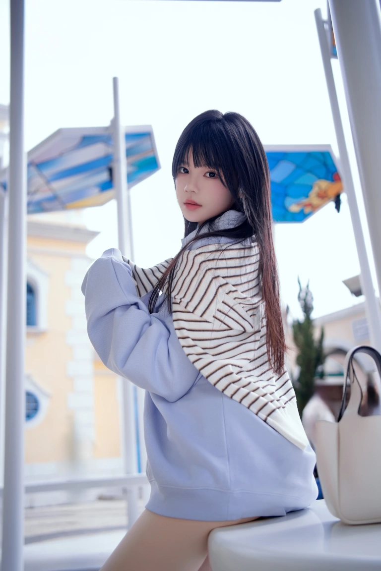 《蓝》｜桜桃喵 · 20张写真