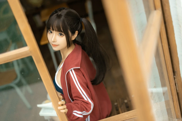 《课间》｜蠢沫沫 · 30张写真