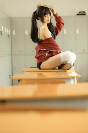 《课间》｜蠢沫沫 · 30张写真