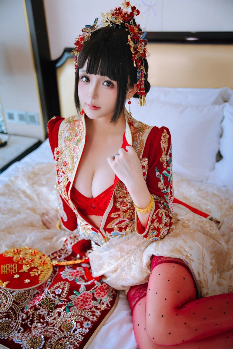 《洞房花烛》｜日奈娇(椎名莜) · 190张写真、5 个视频