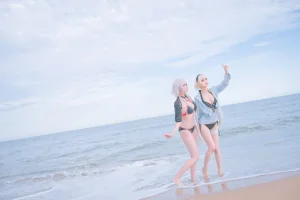《黑白贞双人泳衣》｜周叽是可爱兔兔 · 21张写真