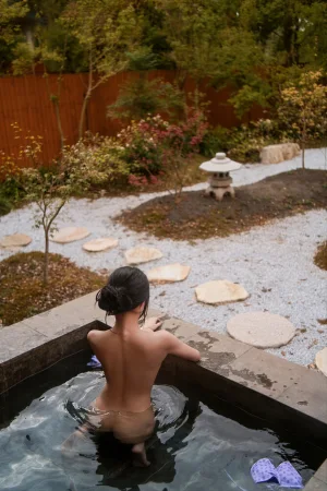 《紫色韵味》｜桜桃喵 · 24张写真