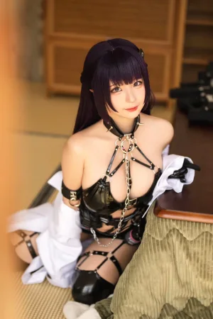 《米哈拉女王》｜蠢沫沫 · 9张写真
